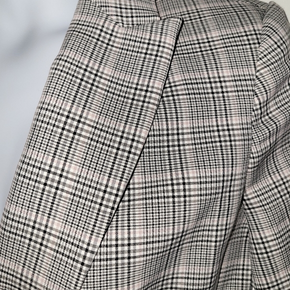 Plaid Blazer 10 - Picture 4 of 5